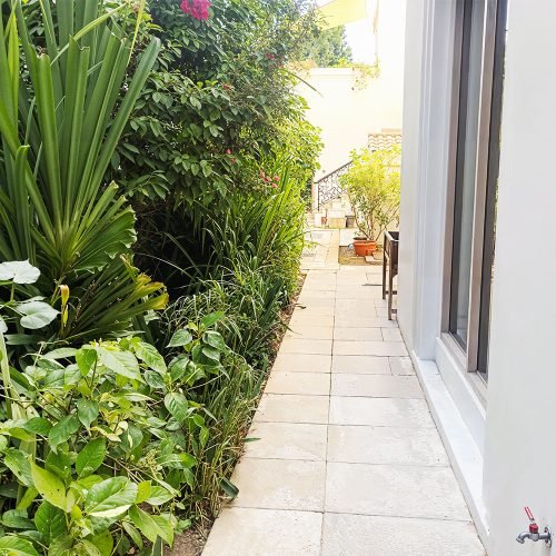 pavement-side-landscape